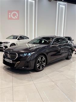 بی ئێم دەبڵیو سیریەس 5